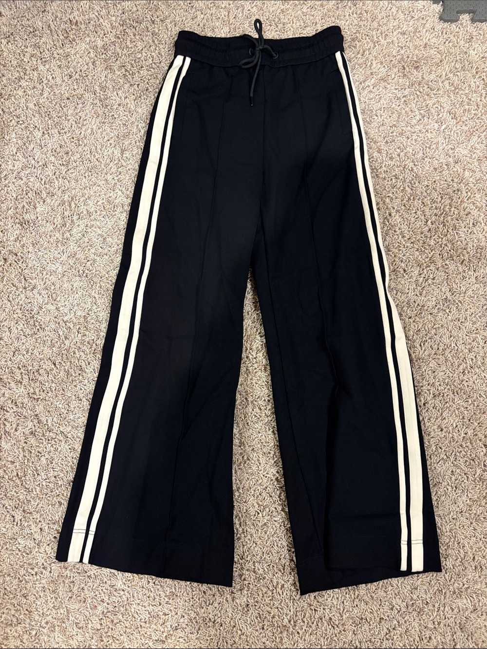 Elan Black Wide-Leg Sweatpants with White Side Stripes